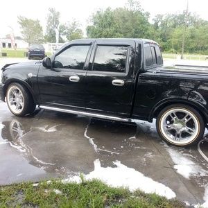 Meet your Posher, Robert